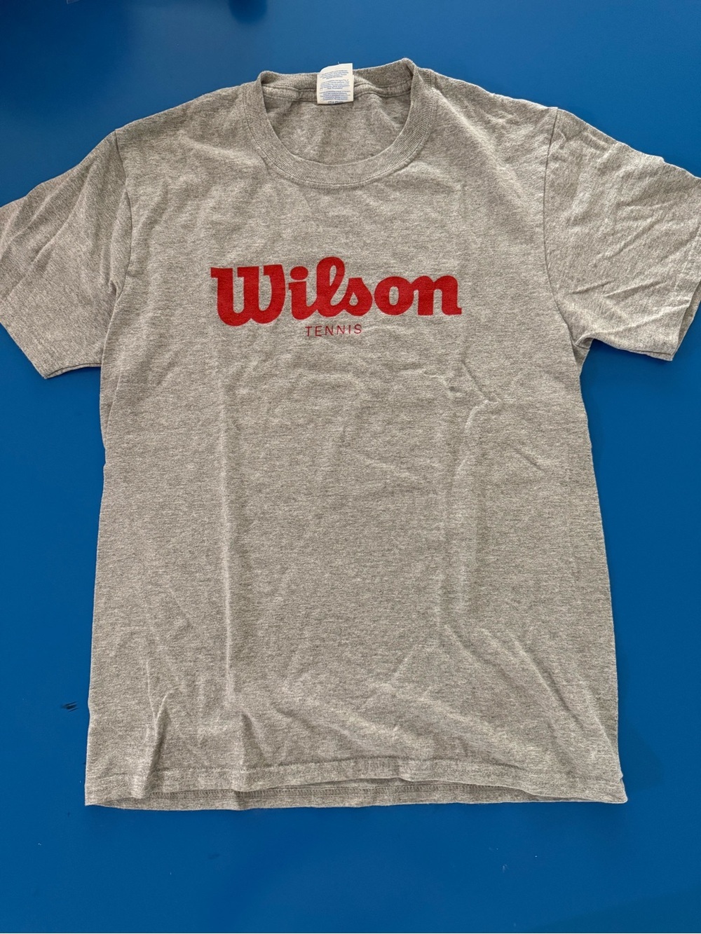 Gildan Wilson Grey Short Sleeve Tee with Red Logo. Size L. Great Condition.